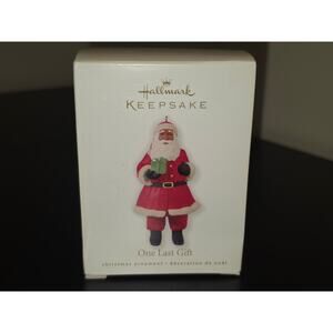 Hallmark Keepsake 2010 “One Last‎ Gift” Keepsake Christmas Ornament